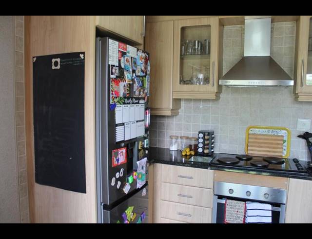 3 BEDROOM TOWNHOUSE FOR SALE IN EDEN GLEN